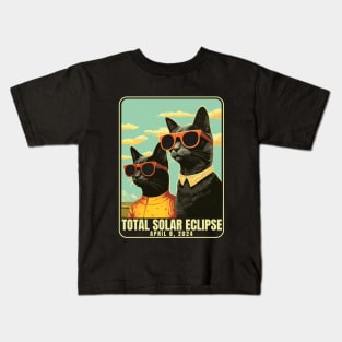 2024 Total Solar Eclipse April 8 Eclipse Watching Cats Kids T-Shirt